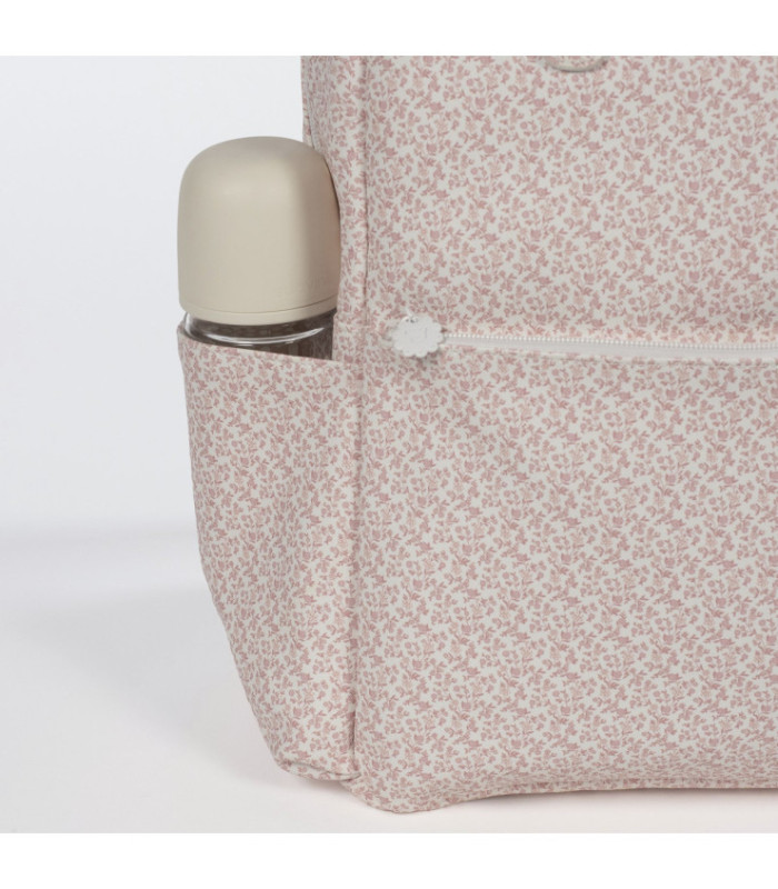 Mochila maternidad Maison Tender estampado Flores detalle de bolsillos y cremalleras
