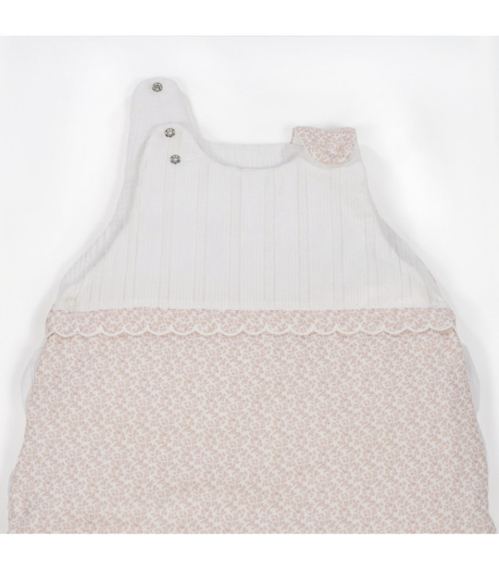 Saco de dormir de invierno para bebé Maison Tender estampado Flores detalle de broches y tejido