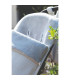 Detalle del saco silla invierno Little Bloom Vichy Gris montado en la silla de paseo