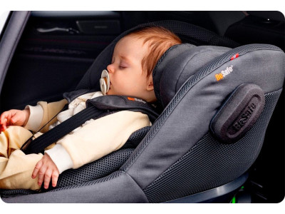 Por qué tu bebé debe viajar a contramarcha