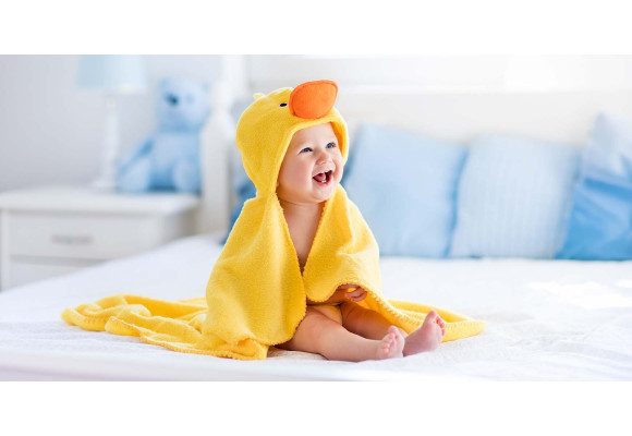 Guía para el baño del bebé: preparación, pasos y consejos